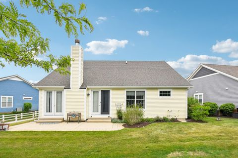 Tiny photo for 40418 N South Newport Drive, Antioch, IL 60002 (MLS # 12504498)