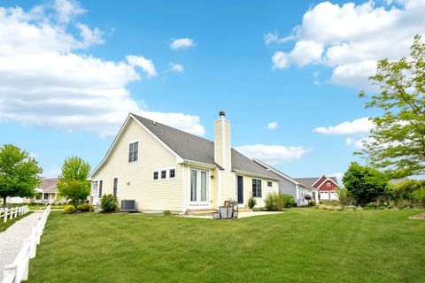 Tiny photo for 40418 N South Newport Drive, Antioch, IL 60002 (MLS # 12504498)