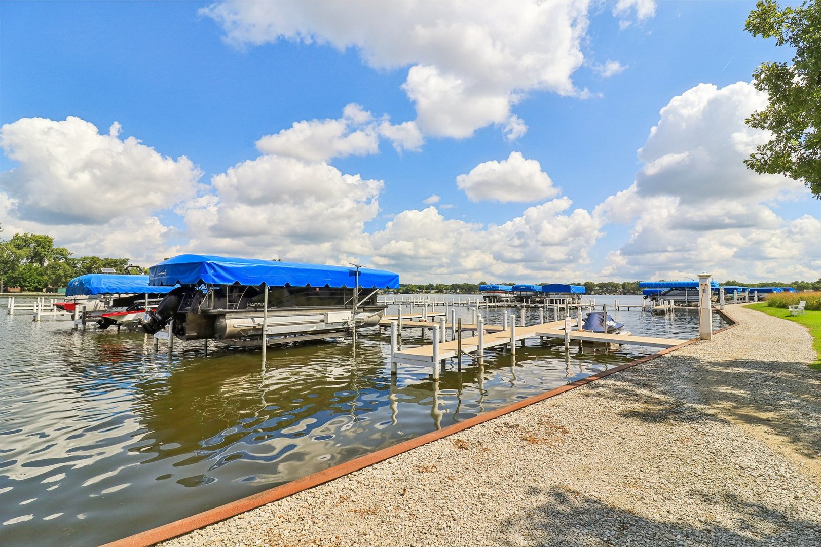 40418 N South Newport Drive