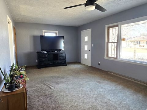 Tiny photo for 524 E Chestnut Street, Geneseo, IL 61254 (MLS # 12577362)