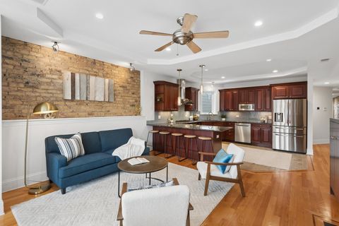 Tiny photo for 5540 N Glenwood Avenue #2S, Chicago, IL 60640 (MLS # 12584629)