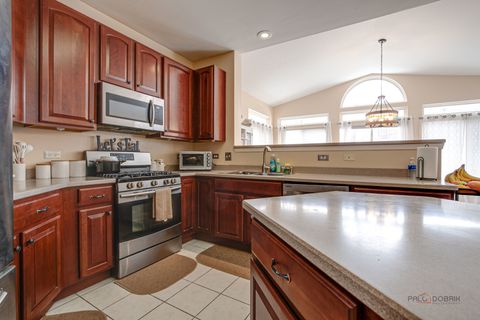 Tiny photo for 578 N Overlook Trail, Round Lake, IL 60073 (MLS # 12594288)