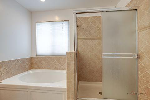 Tiny photo for 578 N Overlook Trail, Round Lake, IL 60073 (MLS # 12594288)