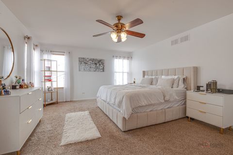 Tiny photo for 578 N Overlook Trail, Round Lake, IL 60073 (MLS # 12594288)