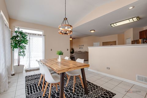 Tiny photo for 578 N Overlook Trail, Round Lake, IL 60073 (MLS # 12594288)