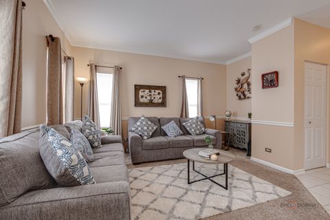 Tiny photo for 578 N Overlook Trail, Round Lake, IL 60073 (MLS # 12594288)