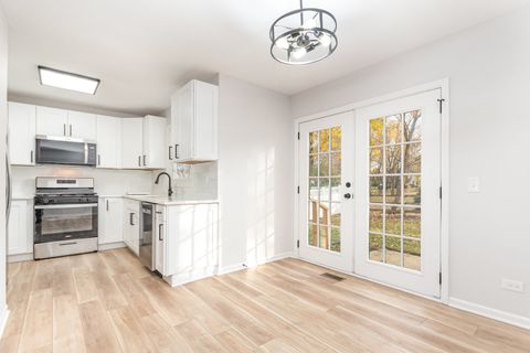 Tiny photo for 2S261 Sanchez Drive, Warrenville, IL 60555 (MLS # 12518183)