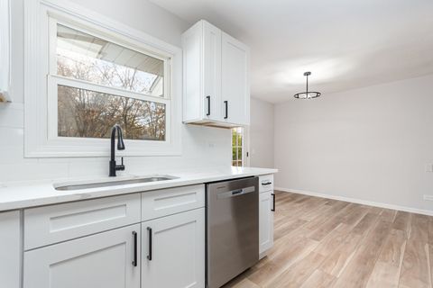 Tiny photo for 2S261 Sanchez Drive, Warrenville, IL 60555 (MLS # 12518183)