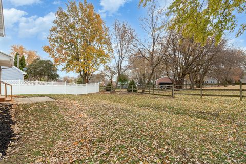 Tiny photo for 2S261 Sanchez Drive, Warrenville, IL 60555 (MLS # 12518183)