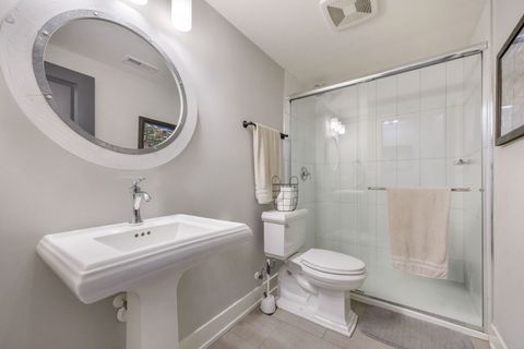 Tiny photo for 715 Oakwood Drive, Geneva, IL 60134 (MLS # 12646894)