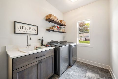 Tiny photo for 715 Oakwood Drive, Geneva, IL 60134 (MLS # 12646894)