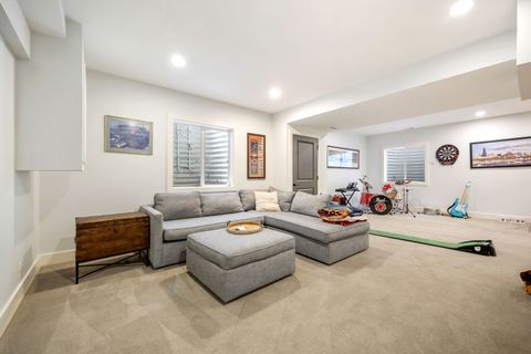Tiny photo for 715 Oakwood Drive, Geneva, IL 60134 (MLS # 12646894)