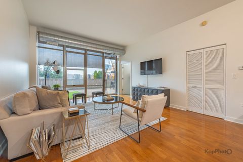 Tiny photo for 901 W Madison Street #403, Chicago, IL 60607 (MLS # 12610630)
