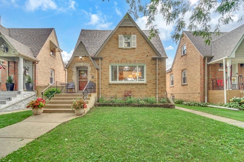 Photo of 3331 N Rutherford Avenue, Chicago, IL 60634 (MLS # 12746019)