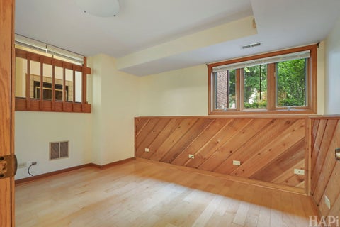 Tiny photo for 1219 Golf View Drive, Woodridge, IL 60517 (MLS # 12674819)