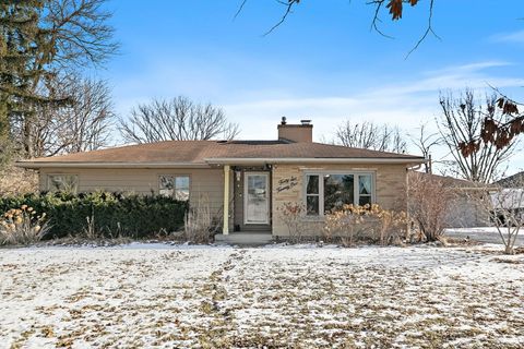 Photo of 4621 Yender Avenue, Lisle, IL 60532 (MLS # 12554139)