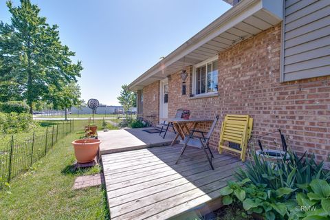 Tiny photo for 310 S Mason Street, Bensenville, IL 60106 (MLS # 12679557)