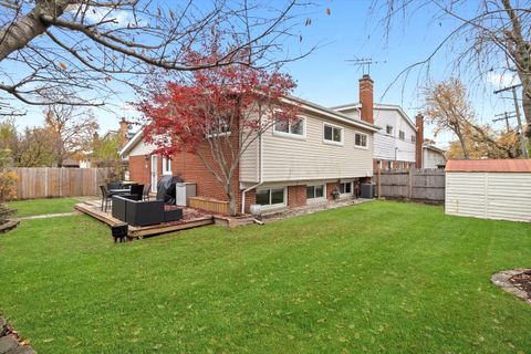 Tiny photo for 8725 N NATIONAL Avenue, Niles, IL 60714 (MLS # 12522537)