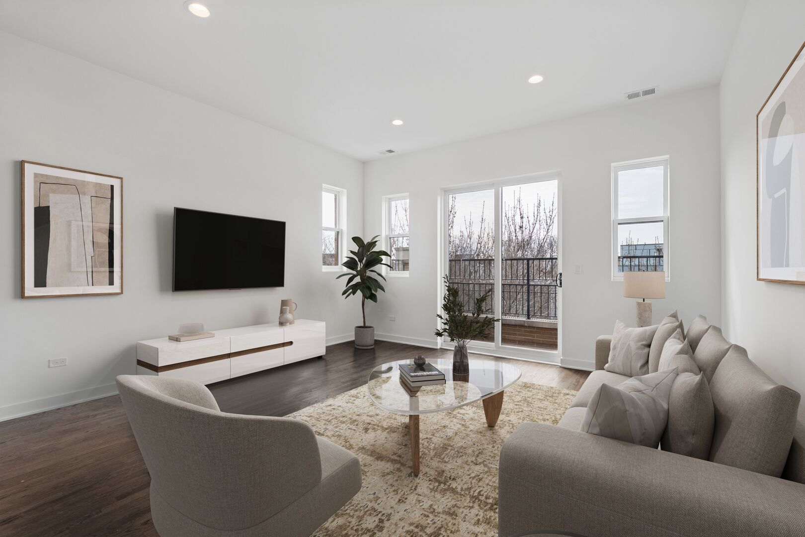 1952 W Ohio Street 2W