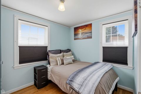 Tiny photo for 4834 N Mulligan Avenue, Chicago, IL 60630 (MLS # 12640969)