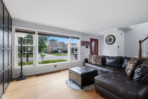 Tiny photo for 4834 N Mulligan Avenue, Chicago, IL 60630 (MLS # 12640969)