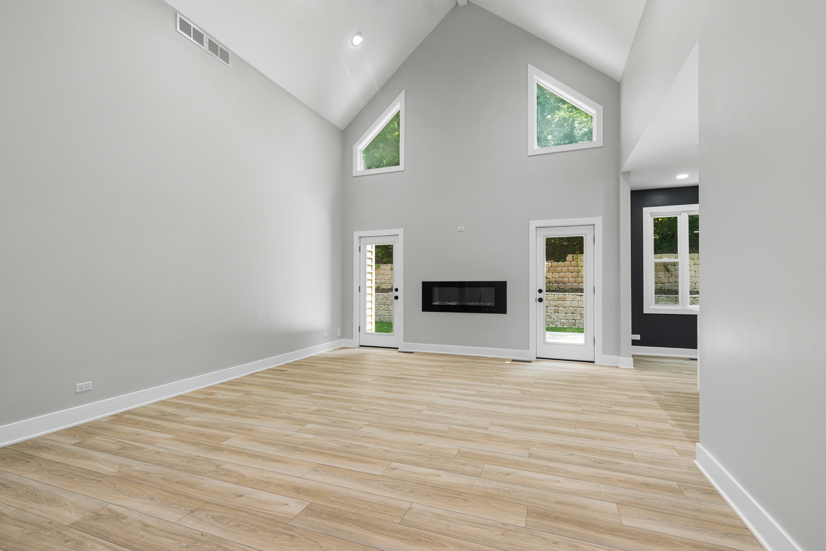 38623 N Konen Avenue