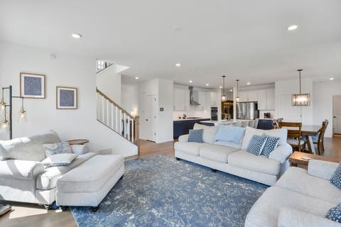Tiny photo for 10 Crystal Downs Drive, Hawthorn Woods, IL 60047 (MLS # 12698917)