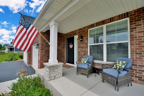 Tiny photo for 10 Crystal Downs Drive, Hawthorn Woods, IL 60047 (MLS # 12698917)