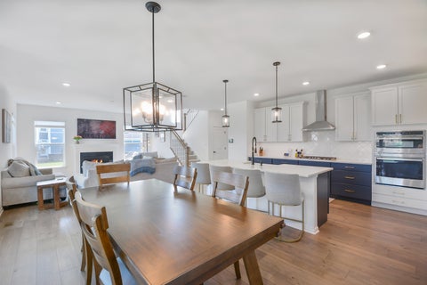 Tiny photo for 10 Crystal Downs Drive, Hawthorn Woods, IL 60047 (MLS # 12698917)