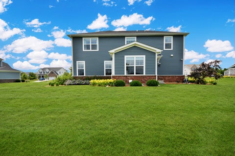 Tiny photo for 10 Crystal Downs Drive, Hawthorn Woods, IL 60047 (MLS # 12698917)