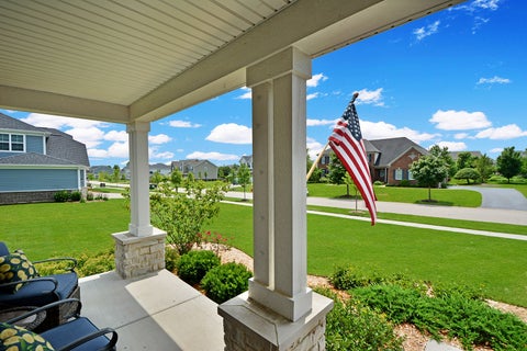 Tiny photo for 10 Crystal Downs Drive, Hawthorn Woods, IL 60047 (MLS # 12698917)