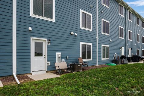 Tiny photo for 1016 Gillespie Lane, Yorkville, IL 60560 (MLS # 12475700)