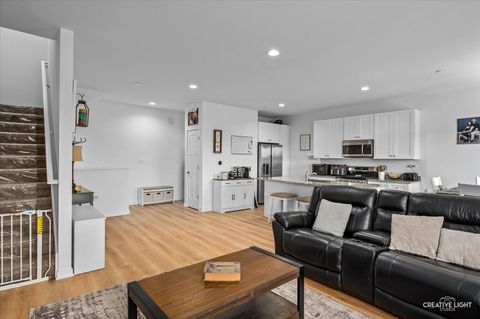Tiny photo for 1016 Gillespie Lane, Yorkville, IL 60560 (MLS # 12475700)