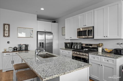 Tiny photo for 1016 Gillespie Lane, Yorkville, IL 60560 (MLS # 12475700)