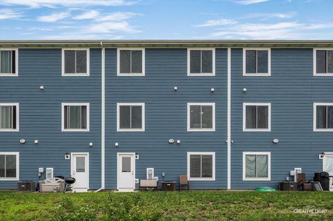 Tiny photo for 1016 Gillespie Lane, Yorkville, IL 60560 (MLS # 12475700)
