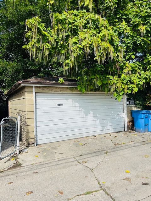 Tiny photo for 7047 S EBERHART Avenue, Chicago, IL 60637 (MLS # 12454580)