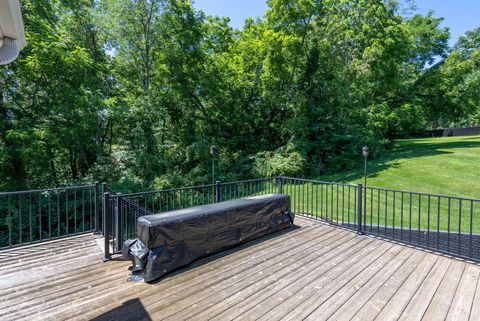 Tiny photo for 18200 247th Avenue, Bettendorf, IA 52722 (MLS # 12550474)