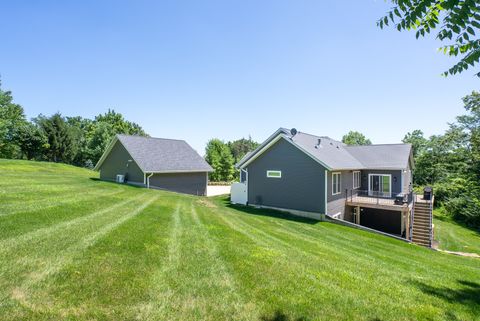 Tiny photo for 18200 247th Avenue, Bettendorf, IA 52722 (MLS # 12550474)