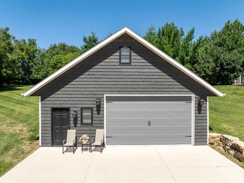 Tiny photo for 18200 247th Avenue, Bettendorf, IA 52722 (MLS # 12550474)