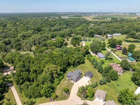 Tiny photo for 18200 247th Avenue, Bettendorf, IA 52722 (MLS # 12550474)