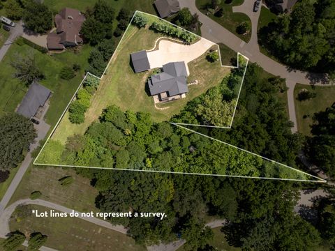 Tiny photo for 18200 247th Avenue, Bettendorf, IA 52722 (MLS # 12550474)