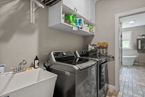 Tiny photo for 18200 247th Avenue, Bettendorf, IA 52722 (MLS # 12550474)