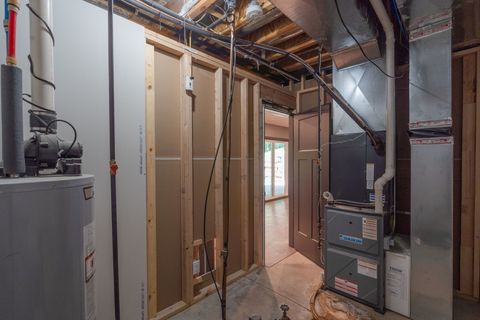 Tiny photo for 18200 247th Avenue, Bettendorf, IA 52722 (MLS # 12550474)