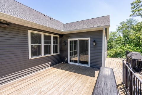 Tiny photo for 18200 247th Avenue, Bettendorf, IA 52722 (MLS # 12550474)