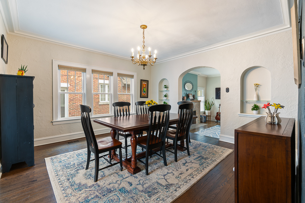 2013 Highland Avenue