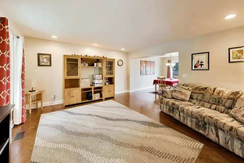 Tiny photo for 639 N Newkirk Lane, Palatine, IL 60074 (MLS # 12725618)