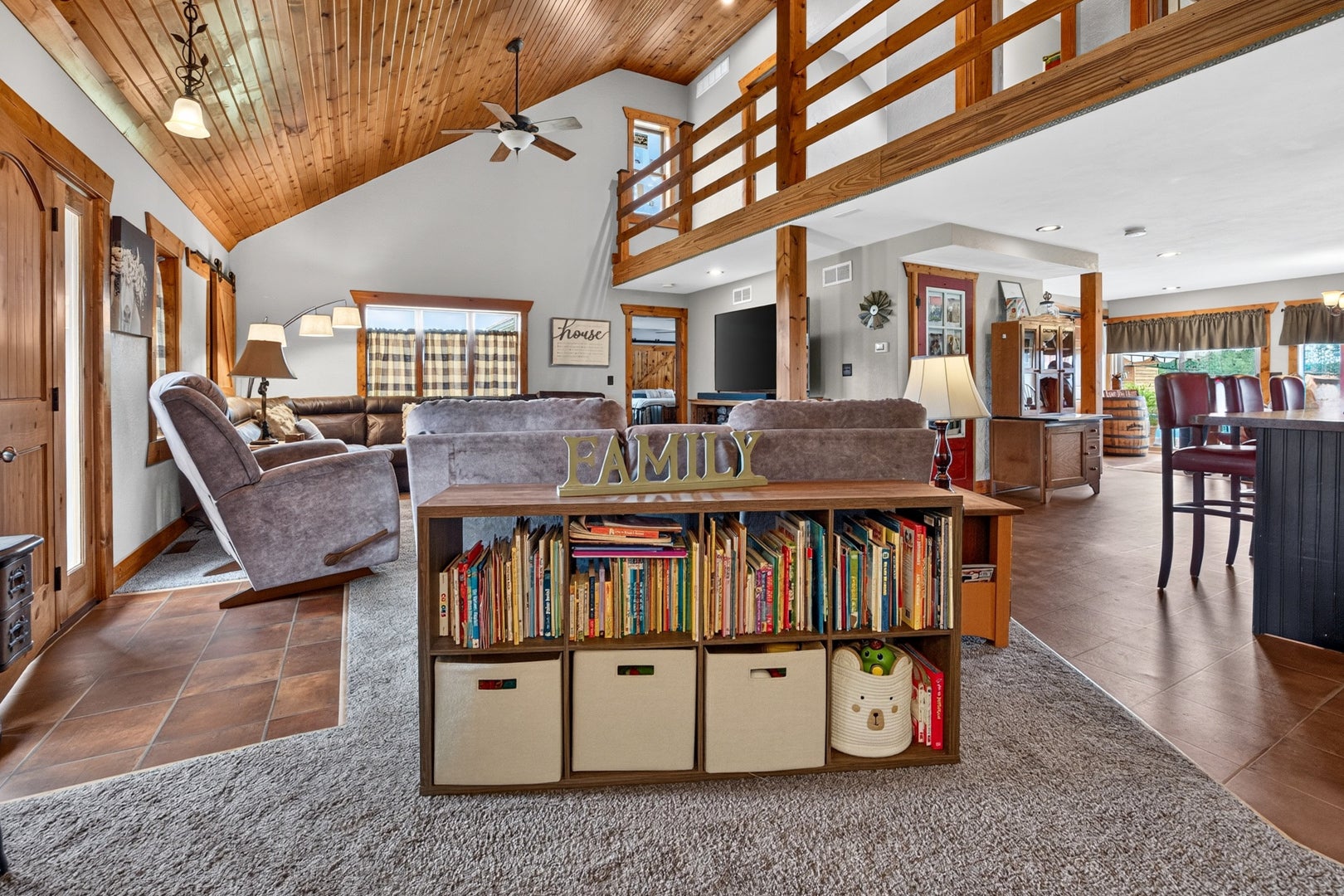 13301 Tango Road