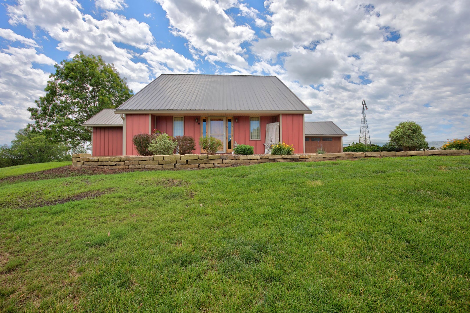13301 Tango Road