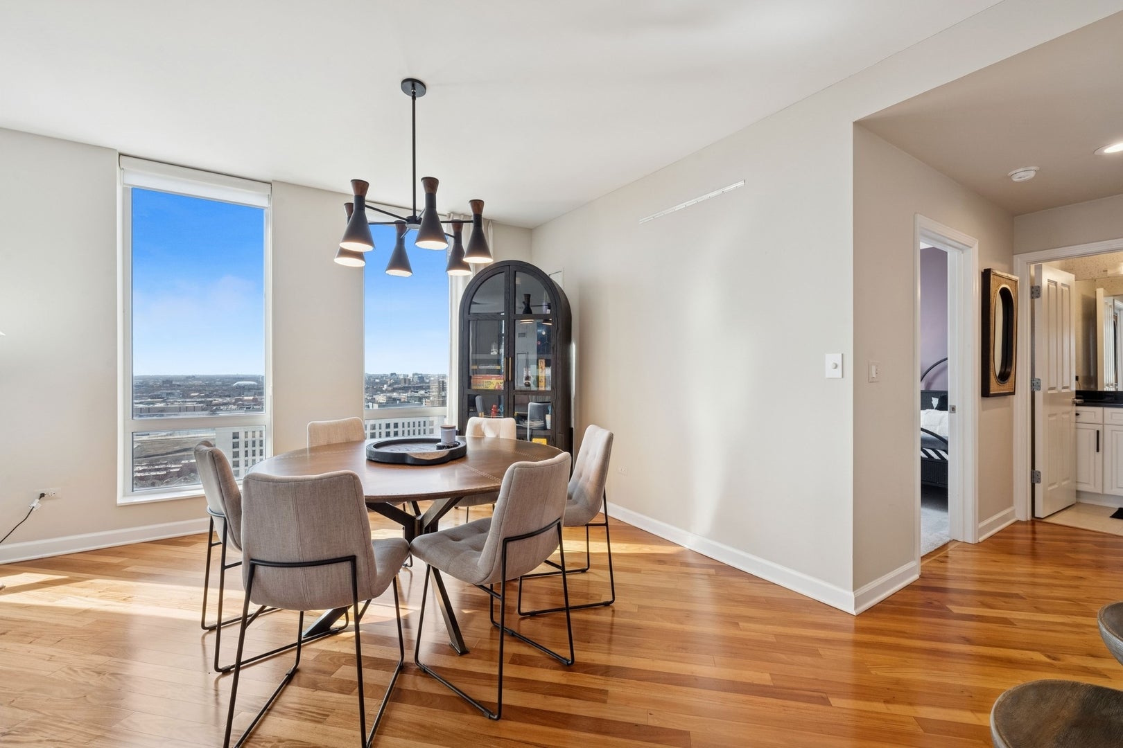 1250 S MICHIGAN Avenue 2606