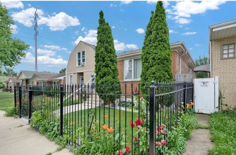 Tiny photo for 3617 W 63rd Place, Chicago, IL 60629 (MLS # 12428751)